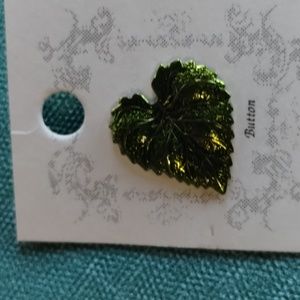 Susan Clark heart button